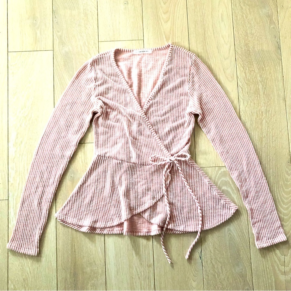 Caution to the Wind Peplum Wrap Long Sleeve Top in Rose Pink and White Size XS